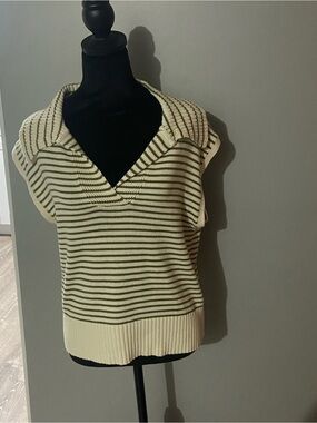 Elie Tahari Cream & Olive Striped Knit Vest tank